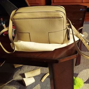 Tory Burch Leather Crossbody bag